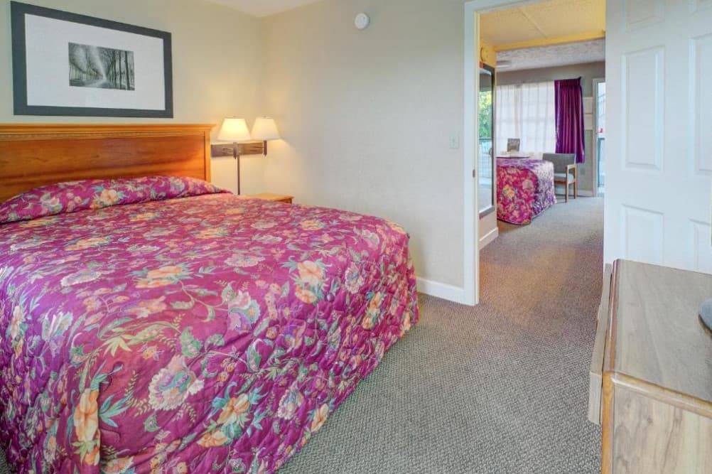 Mountain Aire Inn — photo 11 of 12